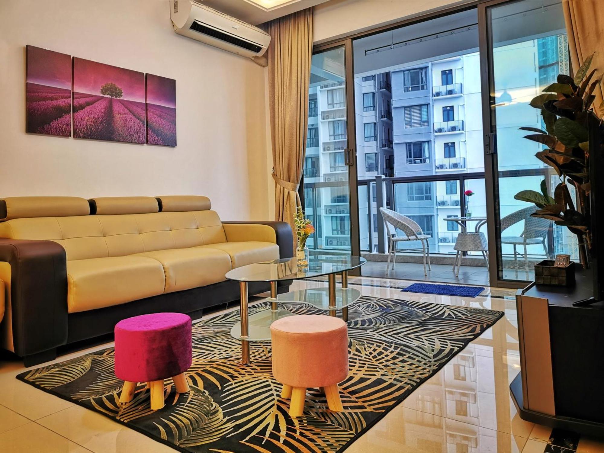 Yussy Homestay At R&F Princess Cove Johor Bahru Eksteriør billede